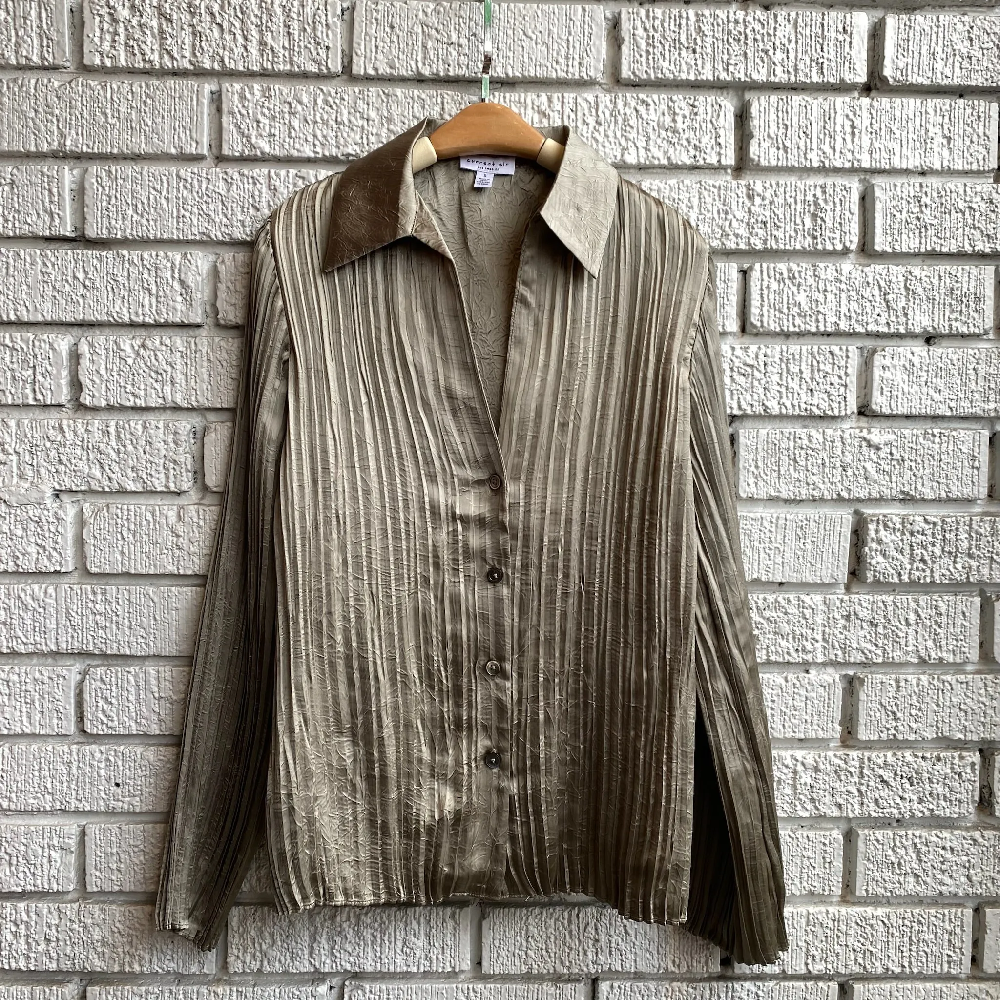 BENTON Pleated Shirt