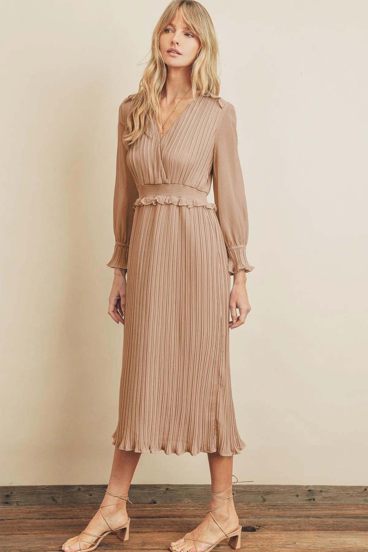 Esmae Pleated Midi Dress in Mocha