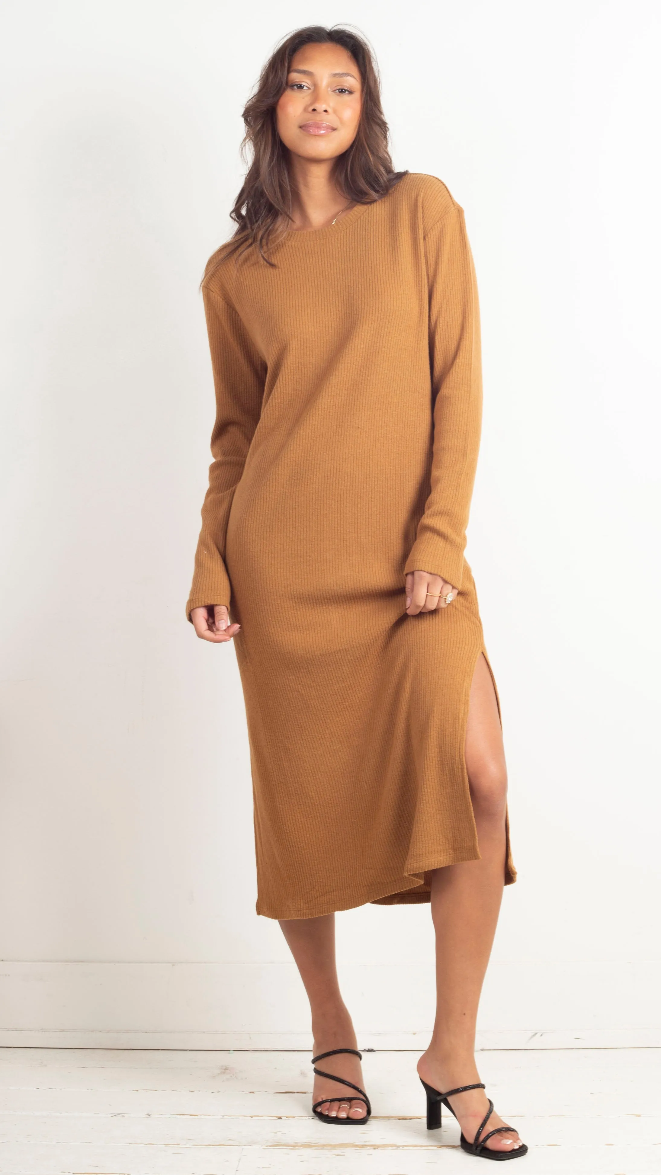 Nova Maxi Dress - Brown